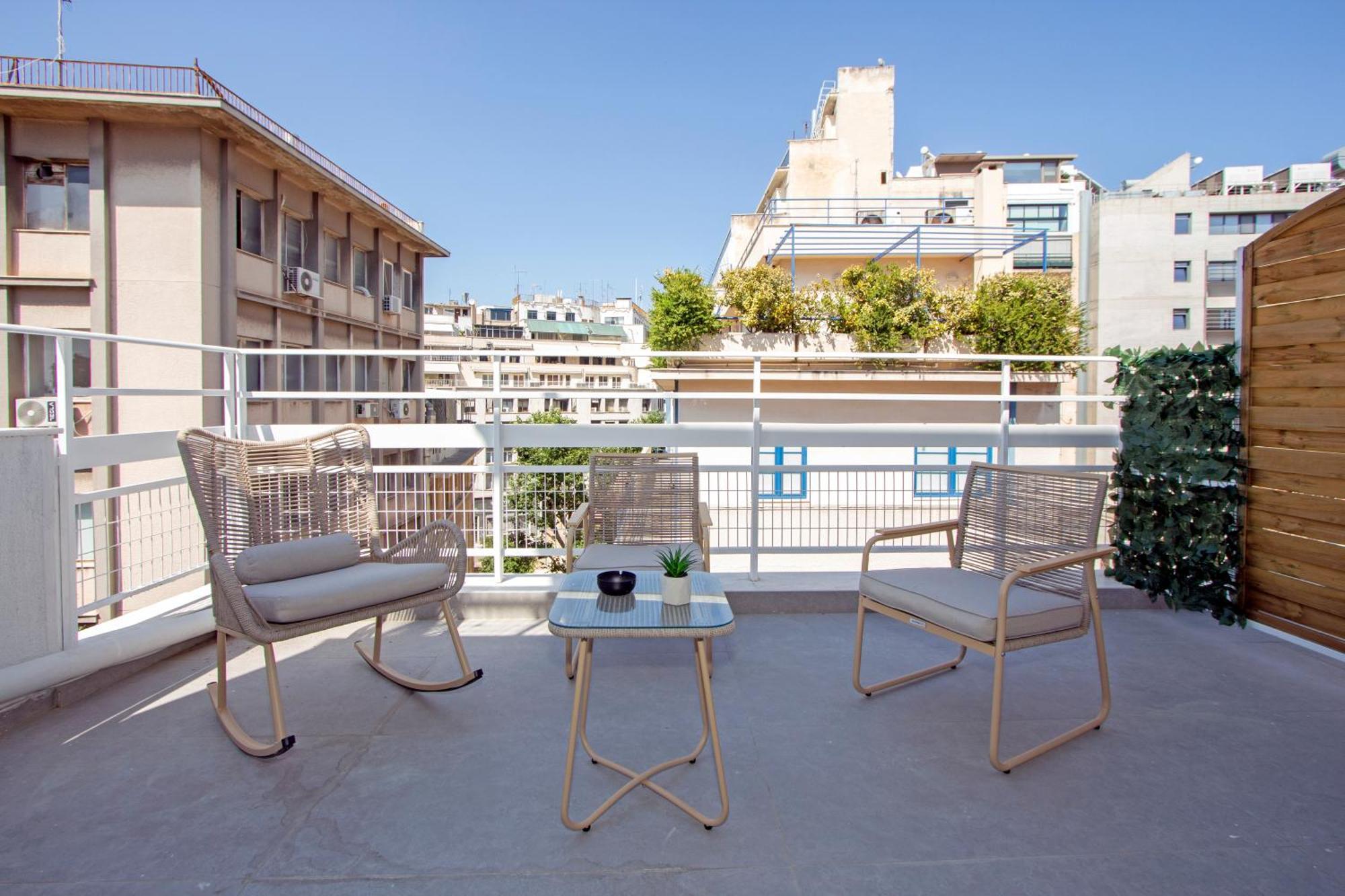 Frinely Apartments เอเธนส์ ภายนอก รูปภาพ